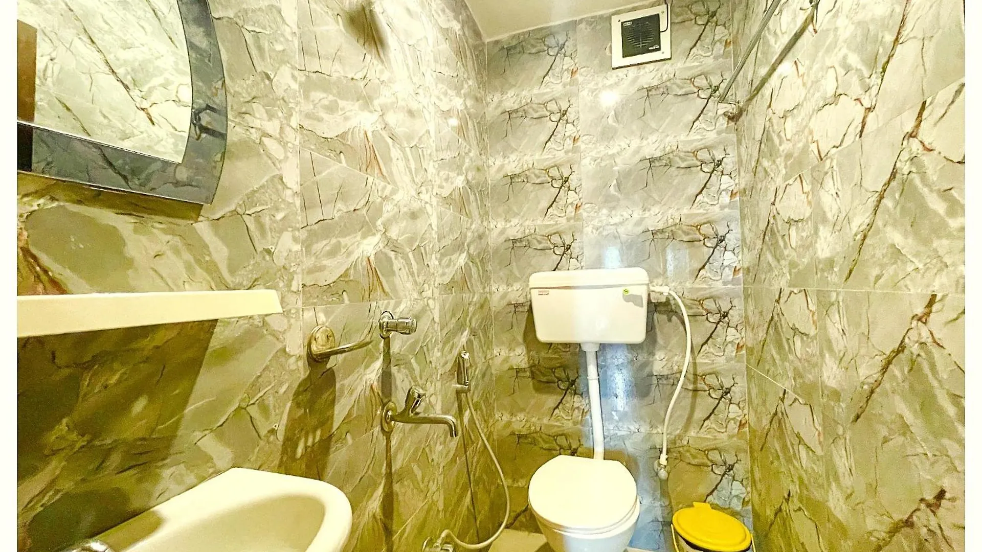 Hotel The Sky City Near Kashi Vishwanath Temple - A Top Rated Hotel In Varanasi